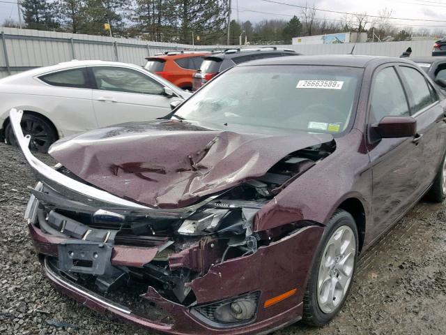 3FAHP0HA6BR165328 - 2011 FORD FUSION SE BURGUNDY photo 2