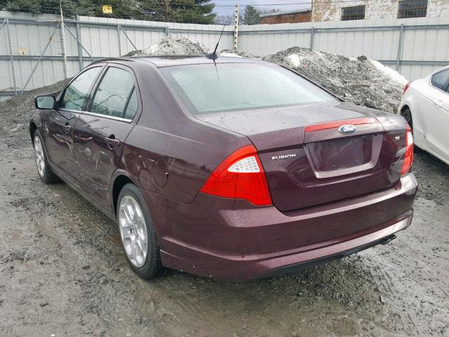 3FAHP0HA6BR165328 - 2011 FORD FUSION SE BURGUNDY photo 3