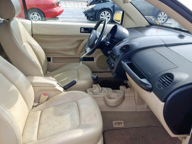 3VWCM31Y65M357501 - 2005 VOLKSWAGEN NEW BEETLE Krem foto 5