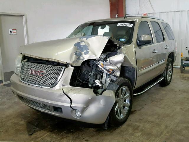 1GKFK638X7J277868 - 2007 GMC YUKON DENA GOLD photo 2