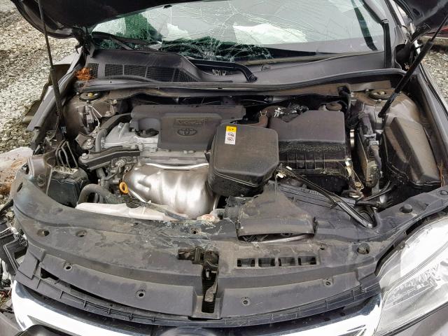 4T1BF1FK9HU703912 - 2017 TOYOTA CAMRY LE GRAY photo 7