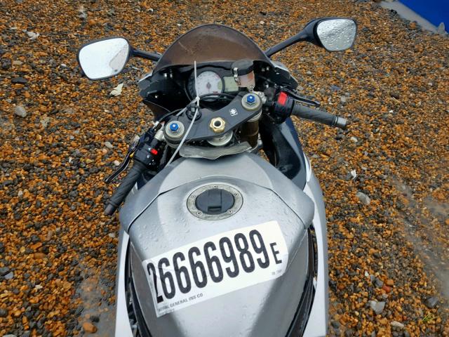 JS1GN7DA762115424 - 2006 SUZUKI GSX BLACK photo 5