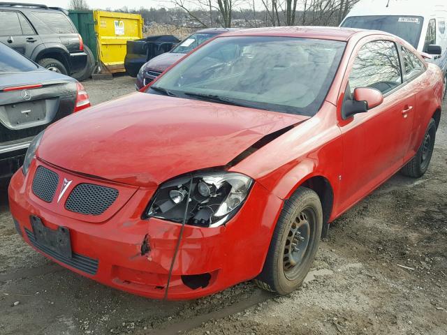 1G2AL15F677357199 - 2007 PONTIAC G5 RED photo 2