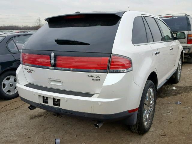 2LMDU88C29BJ00034 - 2009 LINCOLN MKX WHITE photo 4