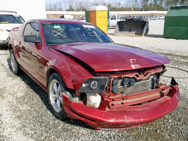 1ZVFT82H475338370 - 2007 FORD MUSTANG GT RED photo 1