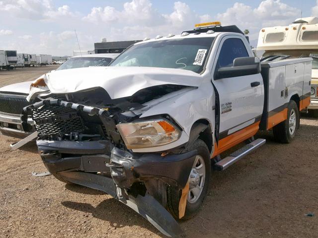 3C7WRDAJ1JG245453 - 2018 RAM 3500 WHITE photo 2