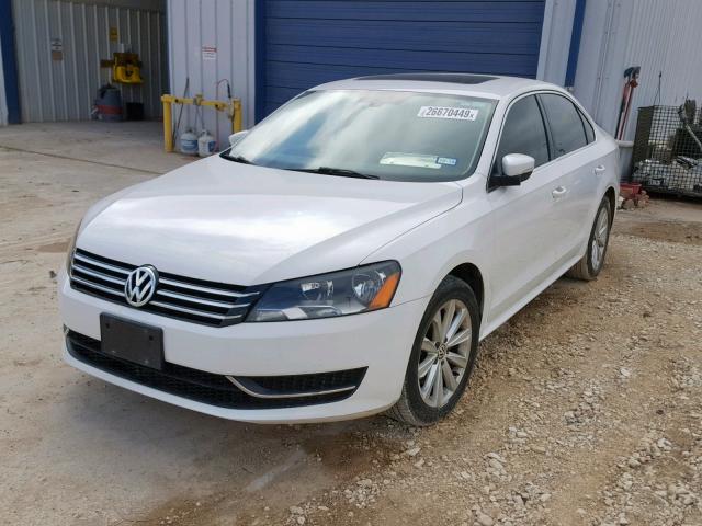 1VWBH7A30DC071977 - 2013 VOLKSWAGEN PASSAT SE WHITE photo 2