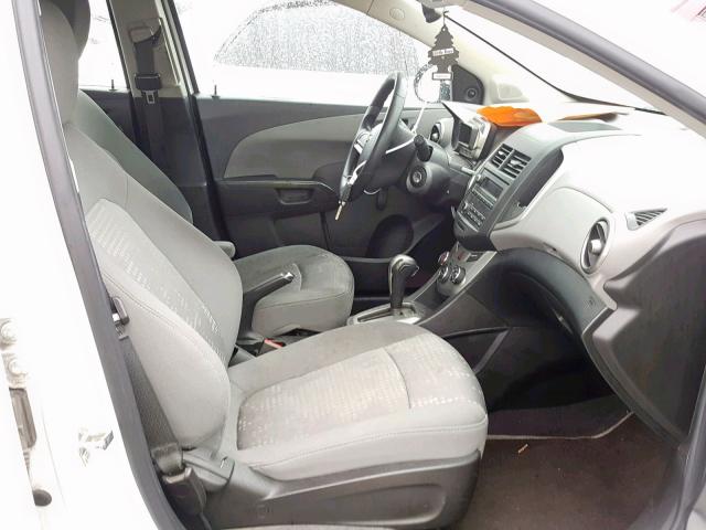 1G1JA6SG5E4233668 - 2014 CHEVROLET SONIC LS 白色 照片 5