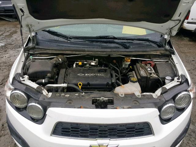 1G1JA6SG5E4233668 - 2014 CHEVROLET SONIC LS 白色 照片 7