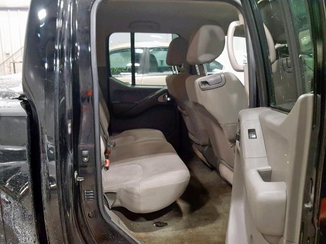 1N6AD07W85C433703 - 2005 NISSAN FRONTIER C BLACK photo 6