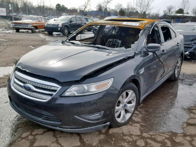 1FAHP2EW5AG131592 - 2010 FORD TAURUS SEL BLACK photo 2