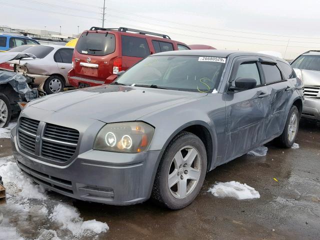 2D4FV48V45H167809 - 2005 DODGE MAGNUM SXT GRAY photo 2