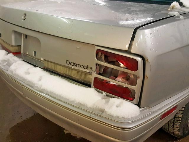 1G3AG54N9P6391269 - 1993 OLDSMOBILE CUTLASS CI SILVER photo 9