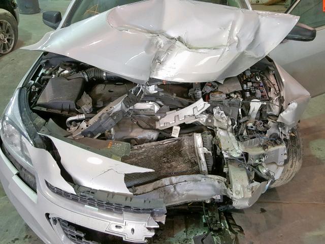 1G11B5SA1GF111240 - 2016 CHEVROLET MALIBU LIM 银色 照片 7