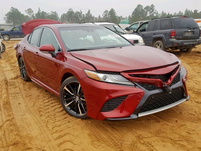 4T1BZ1HK2JU502685 - 2018 TOYOTA CAMRY XSE RED photo 1