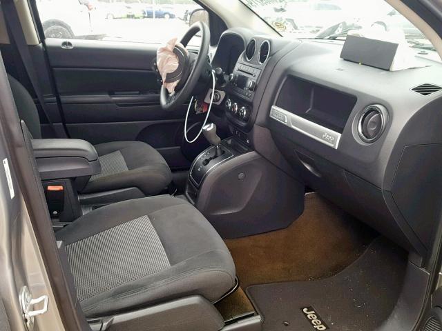 1C4NJCBA4GD568393 - 2016 JEEP COMPASS SP Gümüş foto 5