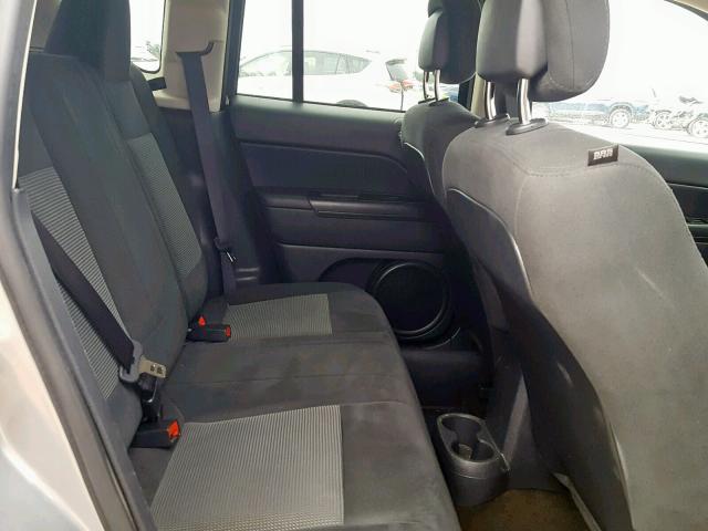 1C4NJCBA4GD568393 - 2016 JEEP COMPASS SP Gümüş foto 6