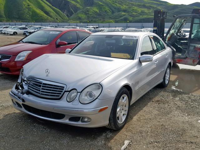 WDBUF26JX5A737251 - 2005 MERCEDES-BENZ E 320 CDI SILVER photo 2