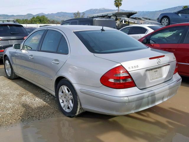 WDBUF26JX5A737251 - 2005 MERCEDES-BENZ E 320 CDI SILVER photo 3