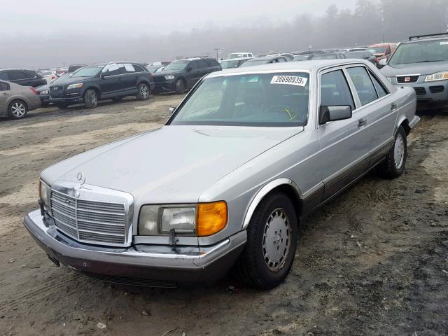 WDBCA24E6MA561099 - 1991 MERCEDES-BENZ 300 SE SILVER photo 2