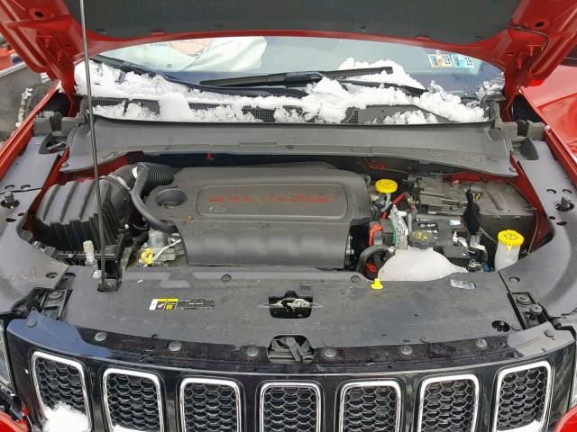 3C4NJDAB1JT256873 - 2018 JEEP COMPASS SP წითელი ფოტო 7