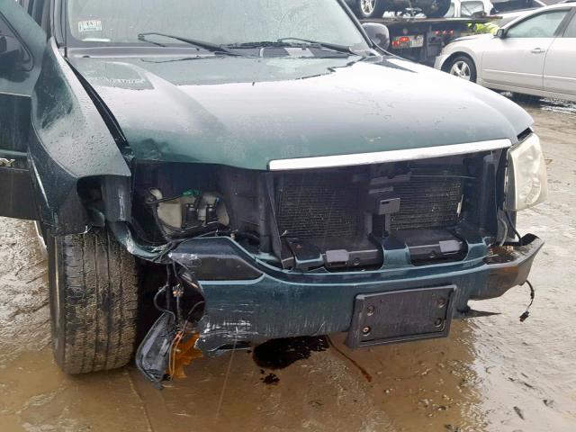 1GKDT13S552104379 - 2005 GMC ENVOY GREEN photo 10