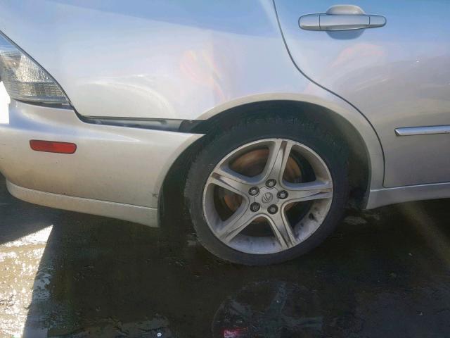 JTHBD192420037769 - 2002 LEXUS IS 300 SILVER photo 9