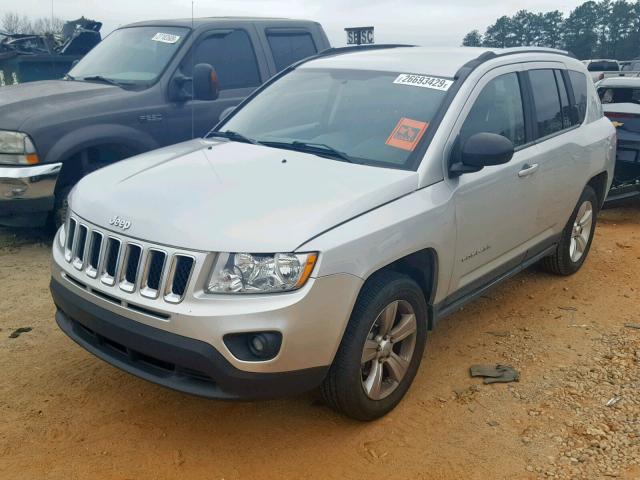 1C4NJCBB5CD503698 - 2012 JEEP COMPASS SP ვერცხლისფერი ფოტო 2