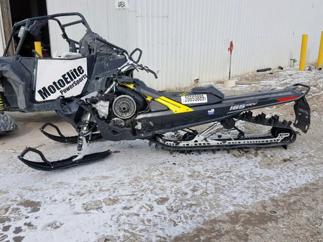 2BPSCFHC5HV000618 - 2017 BOMBARDIER SNOWMOBILE BLACK photo 9