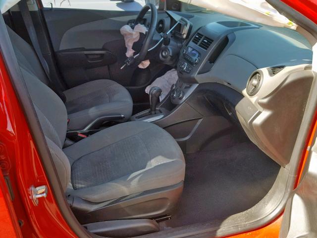 1G1JA5SH6C4120568 - 2012 CHEVROLET SONIC LS RED photo 5