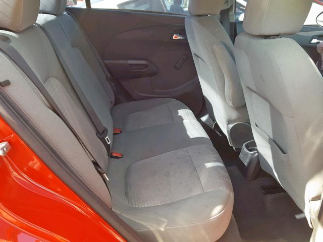 1G1JA5SH6C4120568 - 2012 CHEVROLET SONIC LS RED photo 6