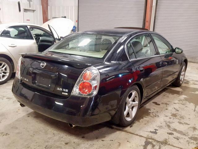 1N4BL11D55C344328 - 2005 NISSAN ALTIMA SE BLACK photo 4