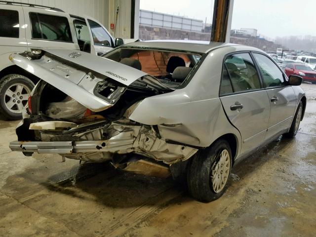 1HGCM56155A190881 - 2005 HONDA ACCORD DX SILVER photo 4