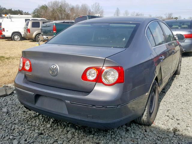 WVWJK73C88P047163 - 2008 VOLKSWAGEN PASSAT TUR CHARCOAL photo 4