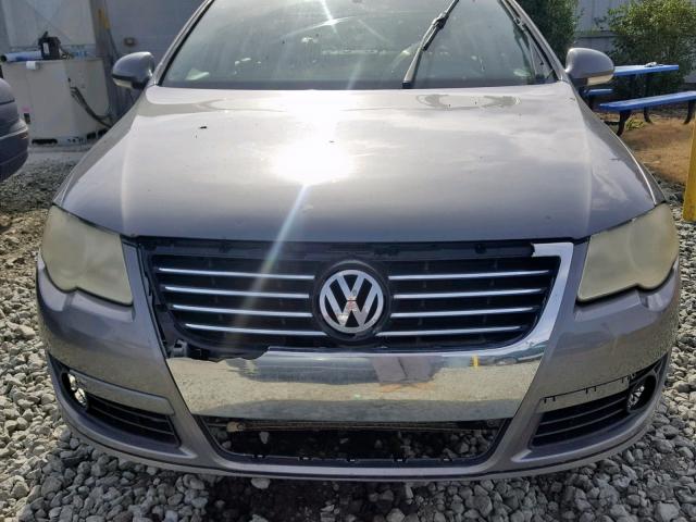 WVWJK73C88P047163 - 2008 VOLKSWAGEN PASSAT TUR CHARCOAL photo 9