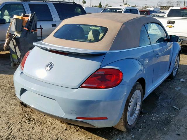 3VW517AT3FM816773 - 2015 VOLKSWAGEN BEETLE 1.8 BLUE photo 4