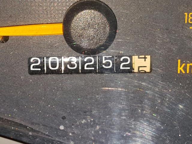 1G2WP12K61F118132 - 2001 PONTIAC GRAND PRIX BLACK photo 8