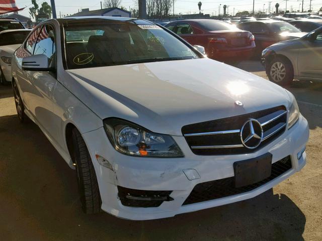 WDDGJ4HB8FG351852 - 2015 MERCEDES-BENZ C 250 WHITE photo 1