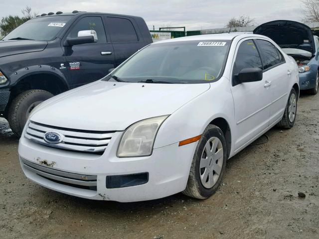 3FAHP06Z87R259291 - 2007 FORD FUSION S WHITE photo 2