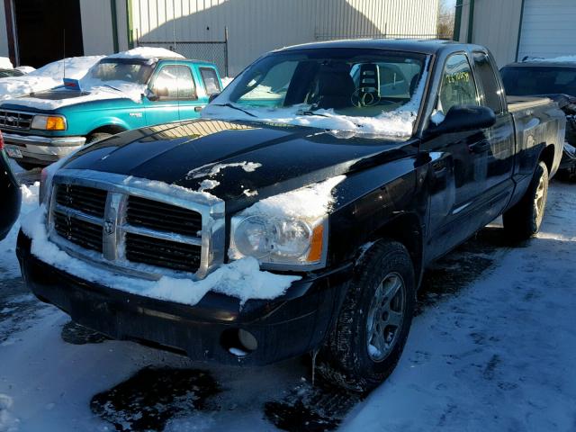 1D7HE42N95S249080 - 2005 DODGE DAKOTA SLT BLACK photo 2