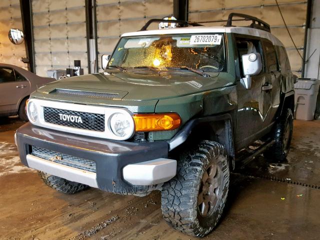 JTEBU4BF1AK083221 - 2010 TOYOTA FJ CRUISER GREEN photo 2