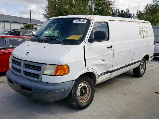 2B7JB21Y82K130284 - 2002 DODGE RAM VAN B2 WHITE photo 2