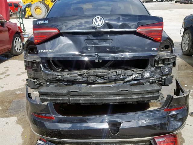 1VWDT7A34HC027882 - 2017 VOLKSWAGEN PASSAT R-L BLACK photo 9