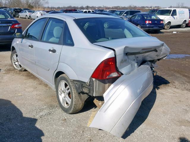 1FAFP34393W302745 - 2003 FORD FOCUS SE C SILVER photo 3