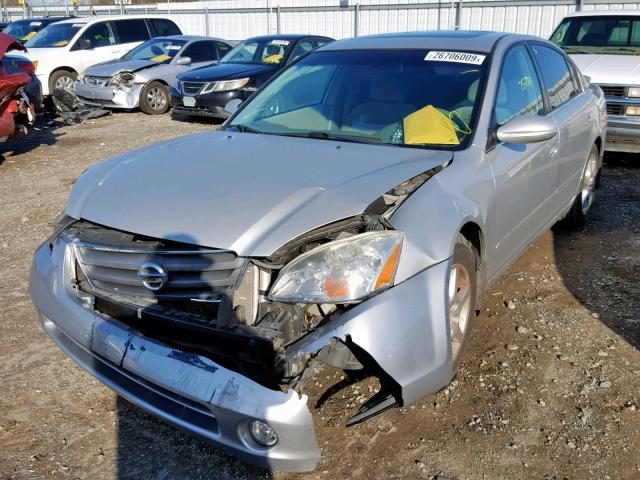 1N4BL11D34C153649 - 2004 NISSAN ALTIMA SE SILVER photo 2