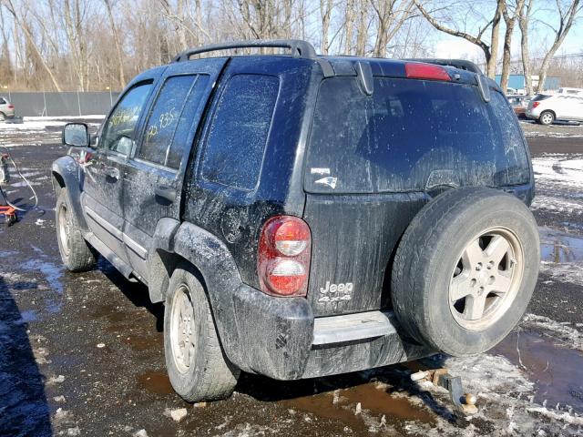 1J4GL38K75W666378 - 2005 JEEP LIBERTY RE BLACK photo 3