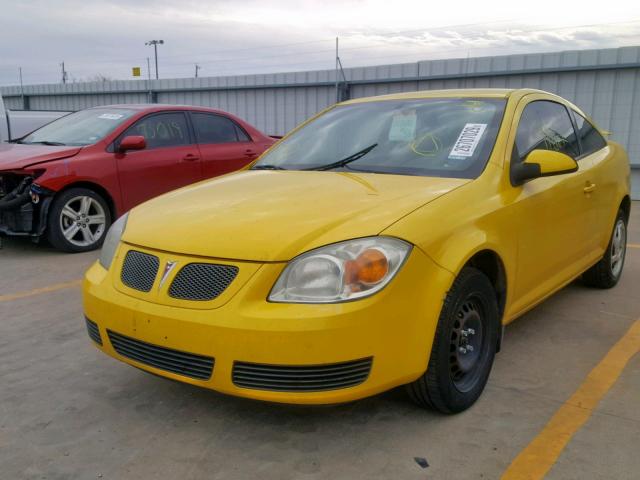 1G2AL15F877275748 - 2007 PONTIAC G5 YELLOW photo 2