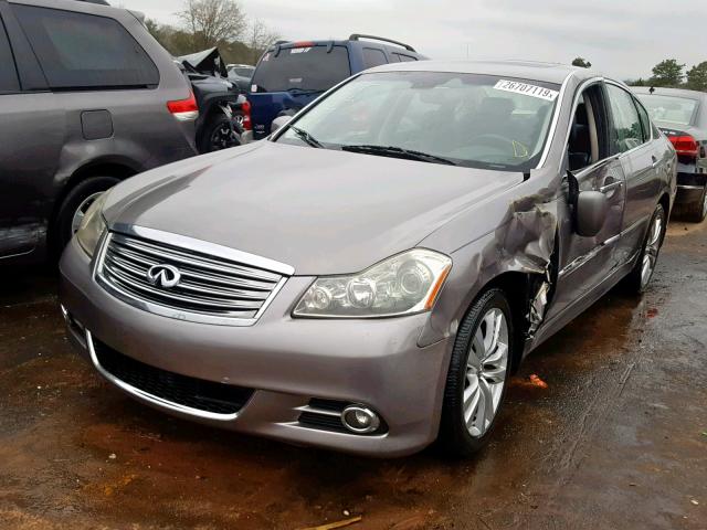 JNKCY01FX9M852689 - 2009 INFINITI M35 BASE GRAY photo 2