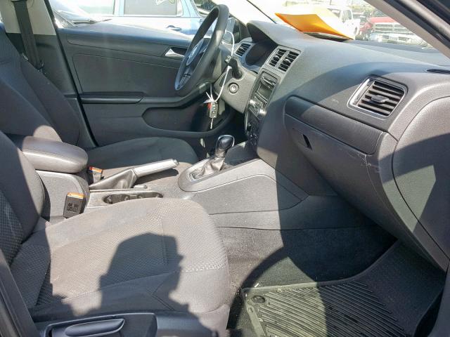 3VW2K7AJ5DM269095 - 2013 VOLKSWAGEN JETTA BASE Սև լուսանկար 5