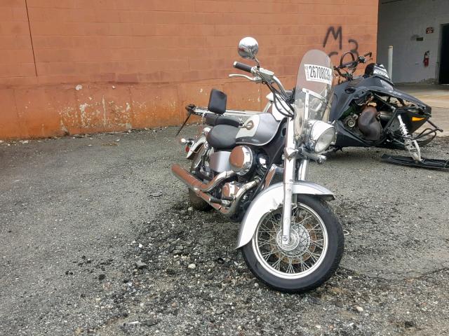 JH2RC44661M452976 - 2001 HONDA VT750 CD2 WHITE photo 1